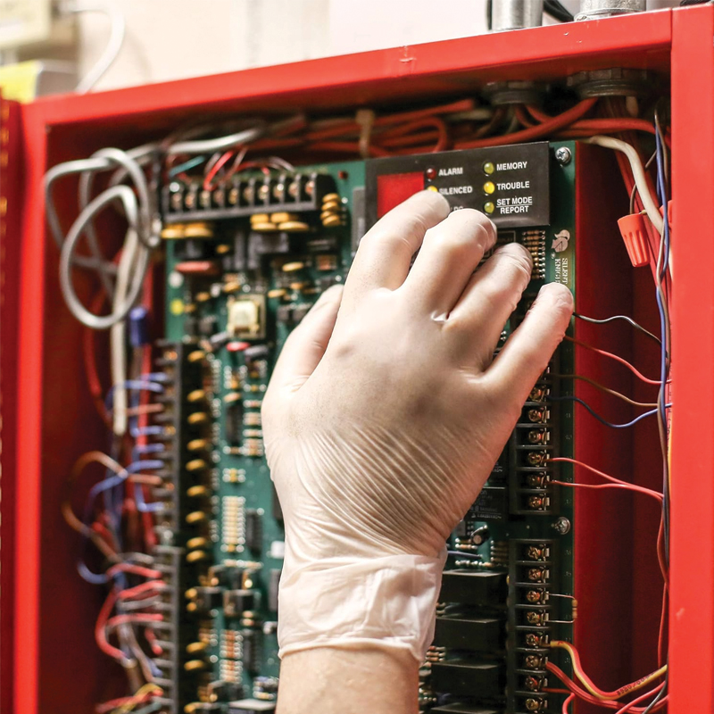 Gloveworks® Clear Vinyl Gloves